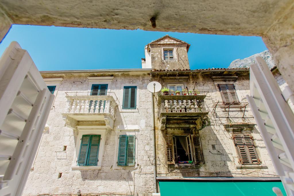 Old Town Museum Square Apartment Kotor Exterior photo